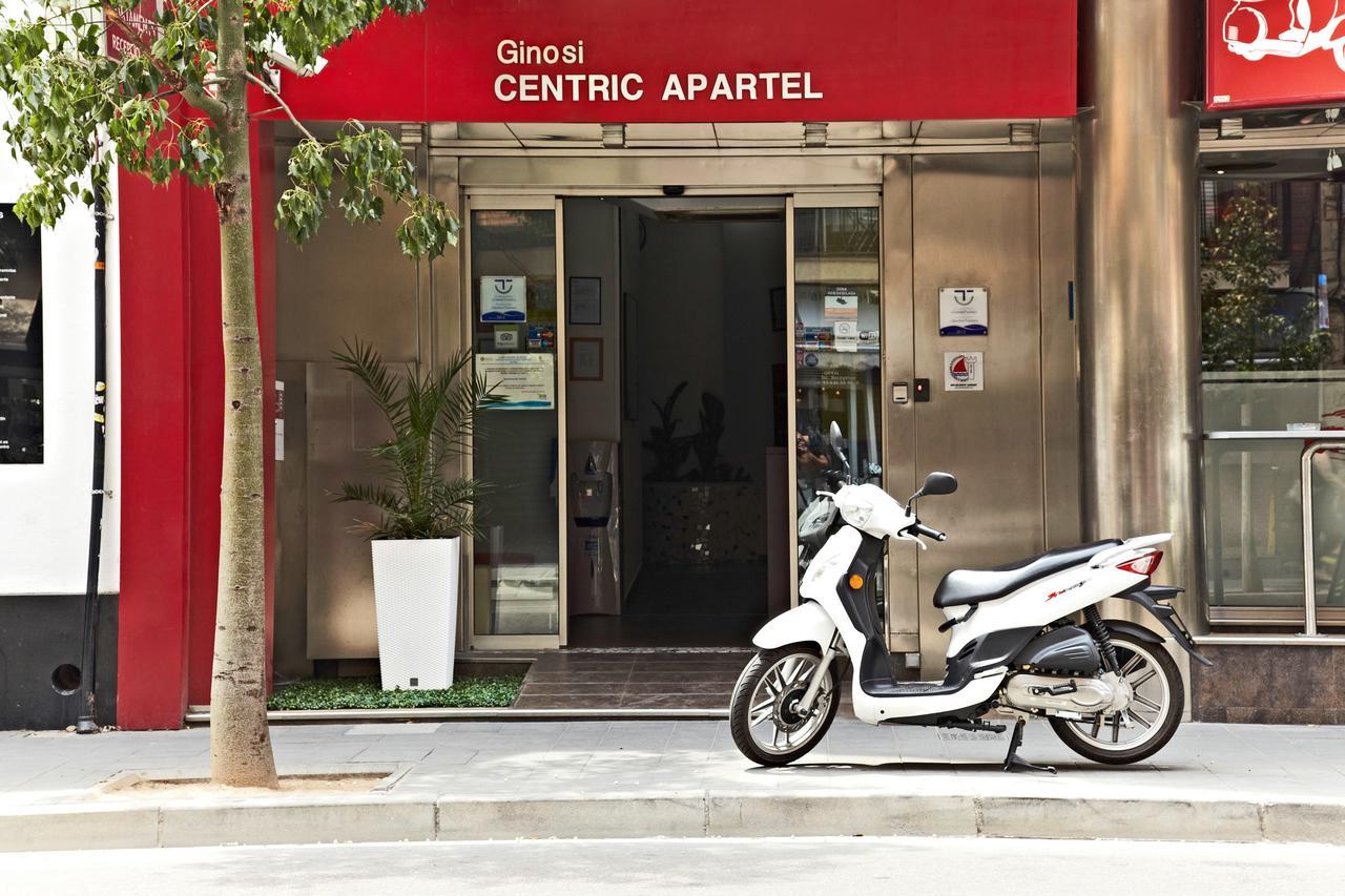 Ginosi Basics Centric Apartel Castelldefels Exteriér fotografie